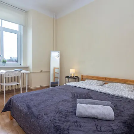 公寓 Comfort 4-bedroom Flat *
